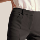 JACKIE Slim Shorts / 10" Inseam / Black